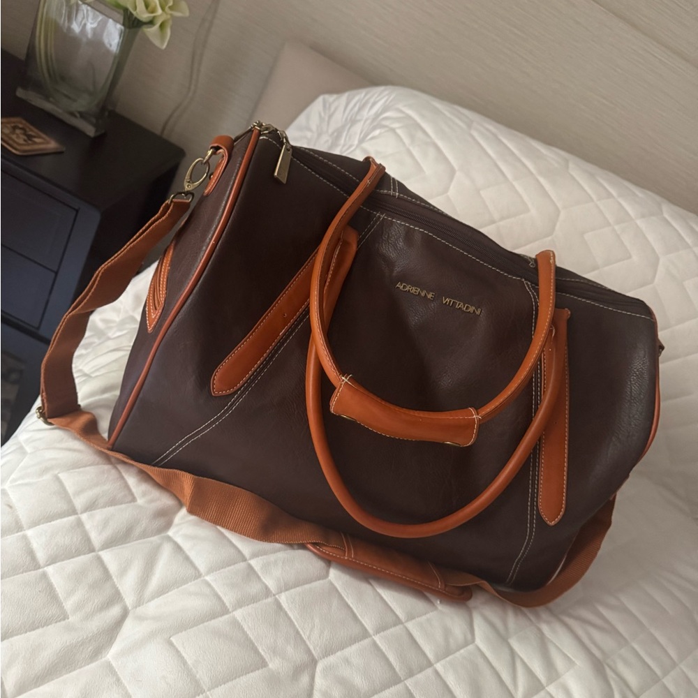 Adrienne Vittadini Weekender Bag – Brown/Tan